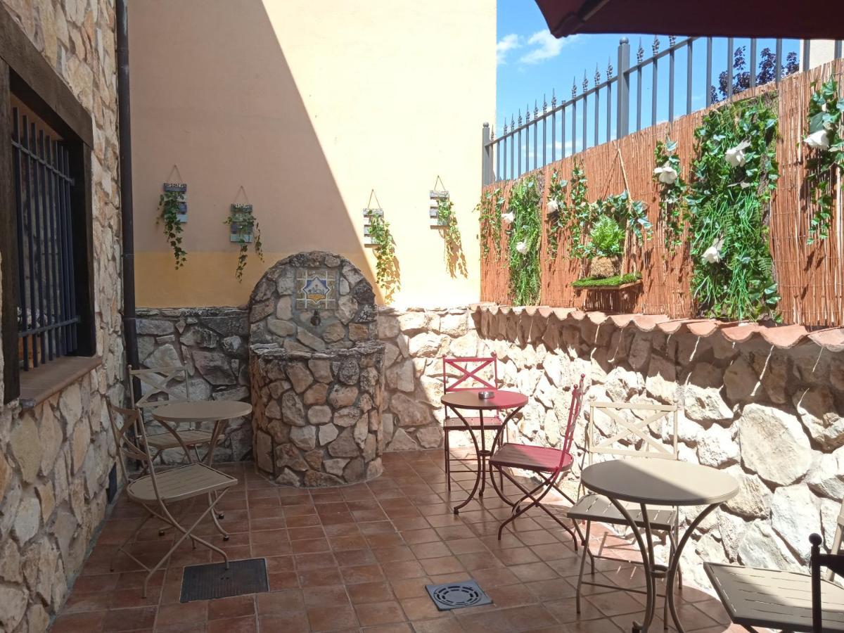Mis Cuatro Estaciones, Casa Boutique Guest House Sotos de Sepúlveda Eksteriør bilde